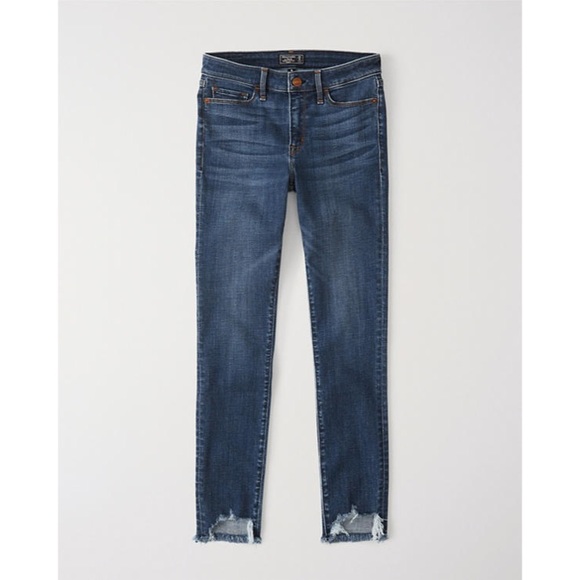 Abercrombie & Fitch Denim - a b e r c r o m b i e